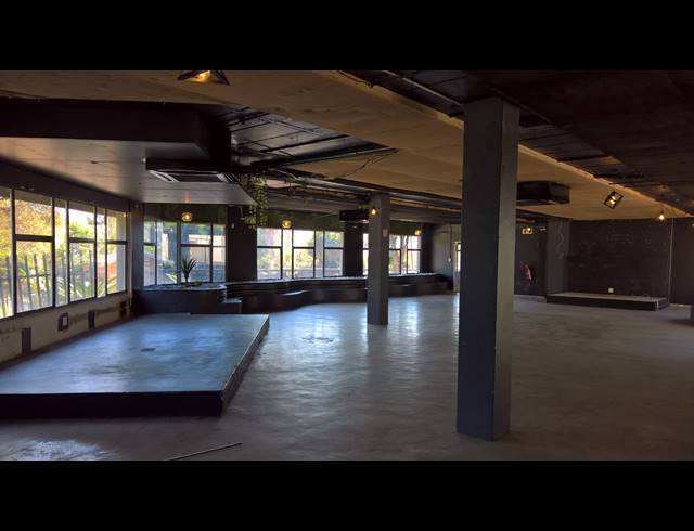 4,400M² BUILDING TO LET IN BEDFORDVIEW